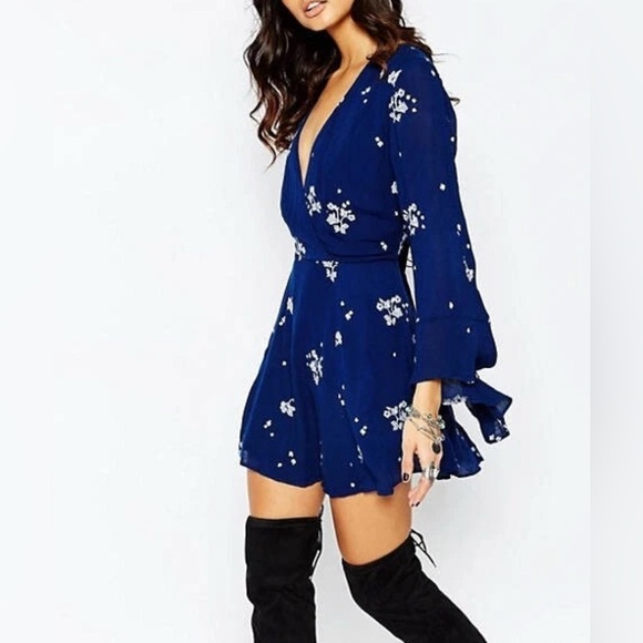 Free People Blue White Jasmine Floral Embroidered Long Bell Sleeve Gauzy Dress 2 - Picture 4 of 15